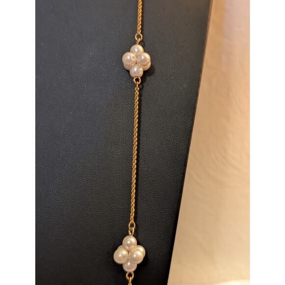 Vintage Napier Long Gold Tone Rope Chain Cluster Faux Pearl Necklace - Picture 3 of 6